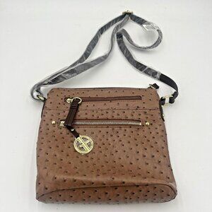 Giani Bernini Texture Faux Ostrich Leather Women Crossbody Purse Bag Mocha New